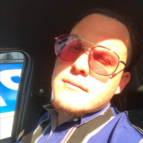 Meet your Posher, Sherman - Picture 1 of 1